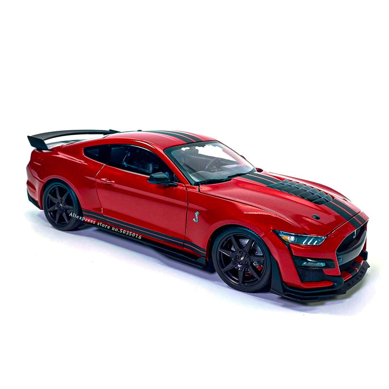maisto-1-18-2020-new-ford-shelby-gt500-alloy-retro-car-model-classic-car-model-car-decoration-collection-gift