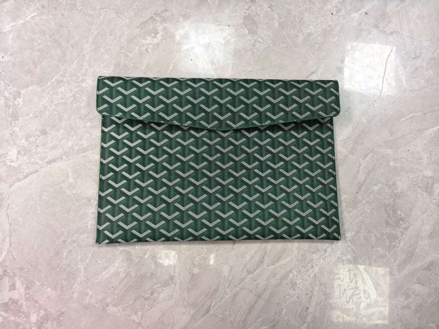 Lightweight eprolo Pattern laptop sleeve for MacBook, slim portable notebook bag with colorful design and protective padding.