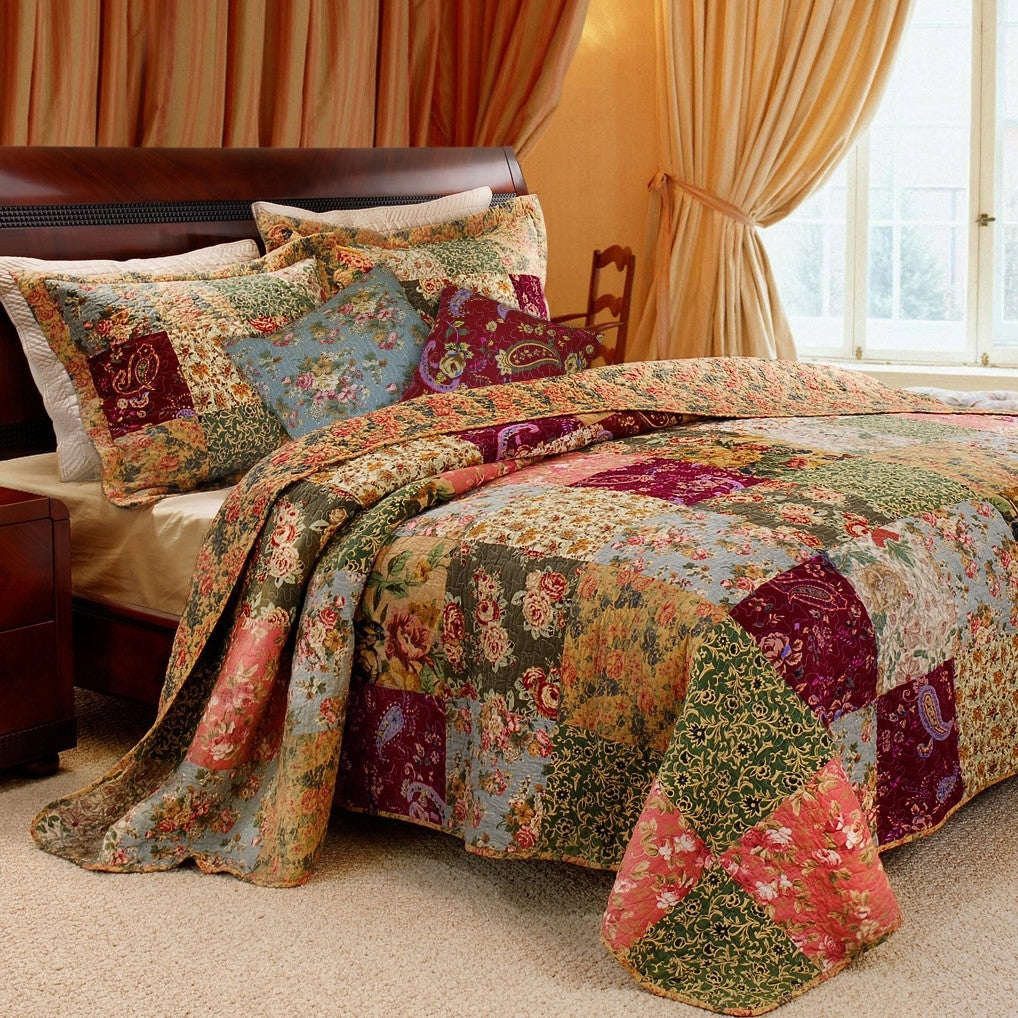 American Smart King size 100% cotton floral paisley quilt set with two shams and two decorative pillows on a bed.