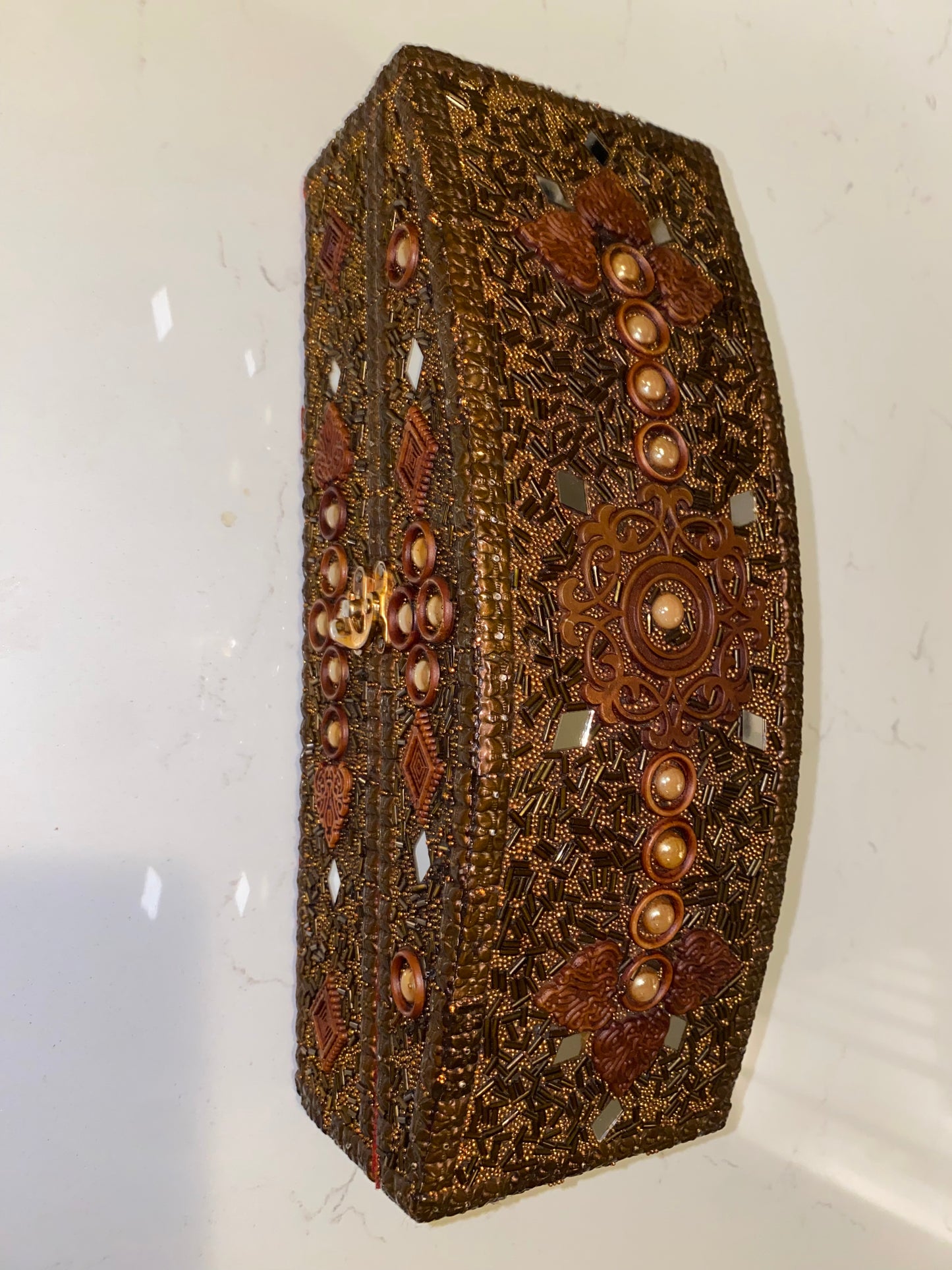 VINTAGE HANDMADE CLASSIC JEWELRY CHEST