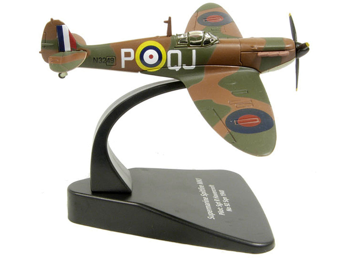 Supermarine Spitfire MK1 SGT R. Havercroft No 92 Sqn 1940 1/72 Diecast Model Airplane by Oxford Diecast-1