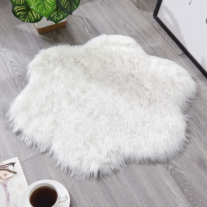 Nordic Solid Color Plum Shape Carpet Simple Household All-Match Fashion Coffee Table Foot Pad Cold-Proof Floor Mat