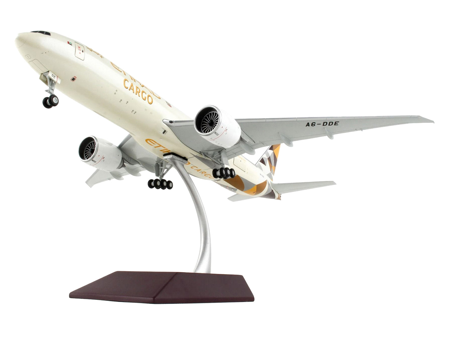 Boeing 777F cargo aircraft model by GeminiJets, beige with Etihad Airways Cargo tail graphics, 1/200 diecast scale.