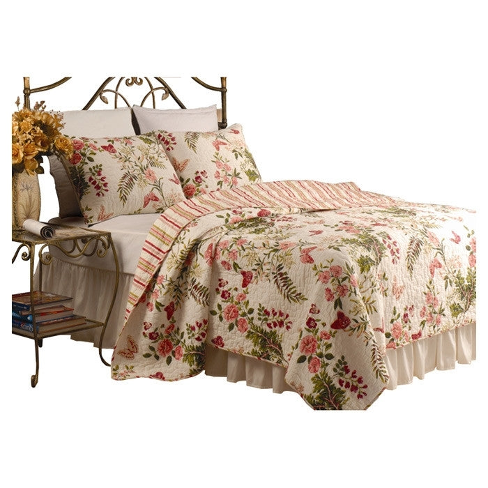 Full/Queen size American Smart crimson floral cotton quilt set with matching pillow shams, featuring a vibrant clover pattern.