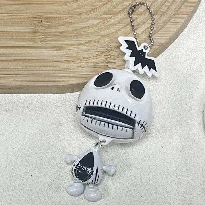 1Pcs Funny Skeleton Keychain Cute Skeleton Toy Pendant Schoolbag Backpack Car Key Charm Halloween Party Toys Children's Gifts