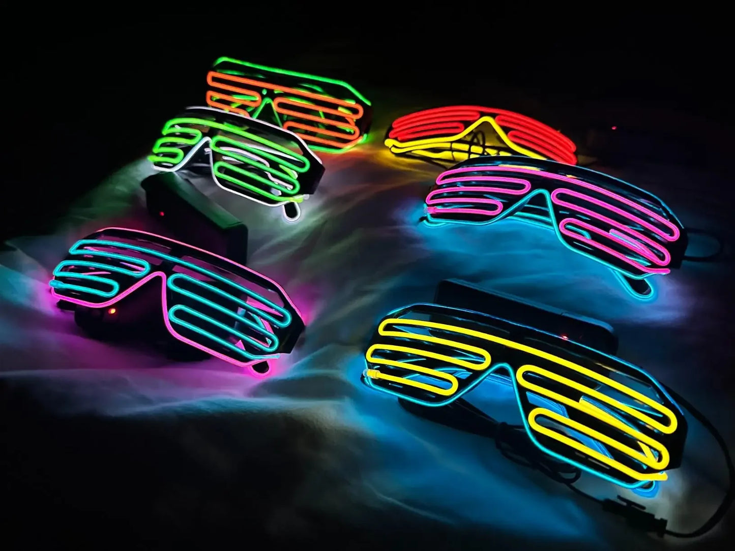 LED Wireless Glow-in-the-dark Glasses, Neon Twinkling Sunglasses, Suitable for Halloween, Christmas, Carnival Party
