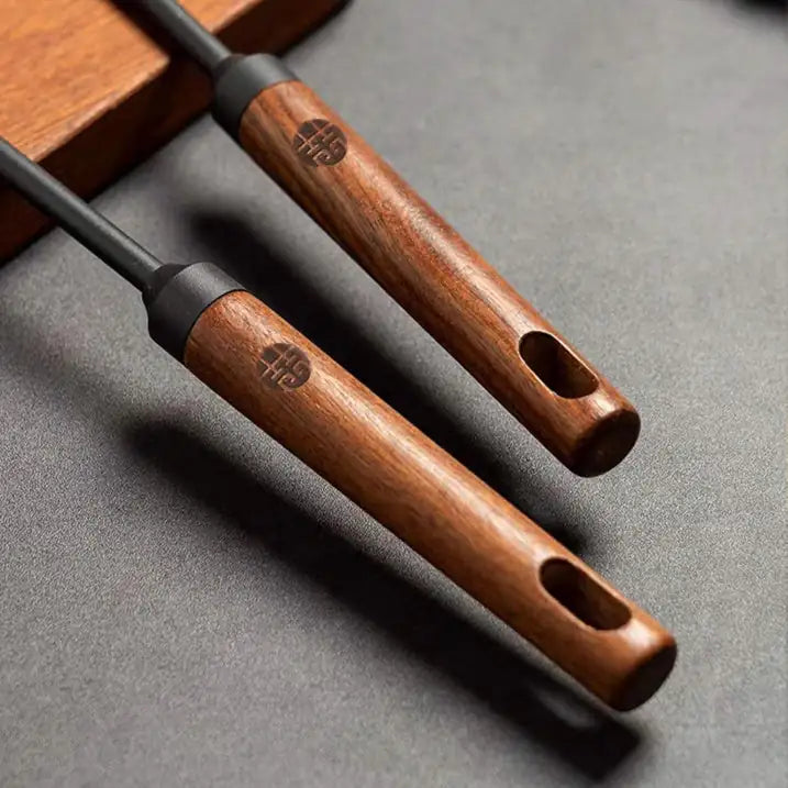 WANGYUANJI IRON SPOON SOUP AND COOKING SPATULA SET, TRADITIONAL CHINESE WOK SPATULA AND LONG WOODEN HANDLE SPOON