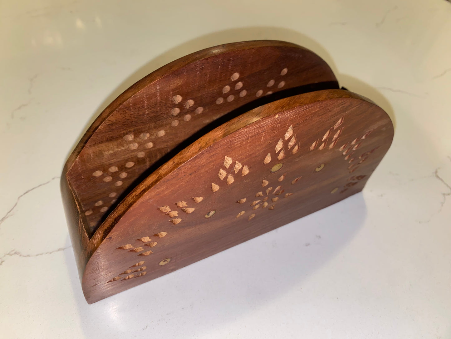 Vintage wooden tissue box holder with brass inlay, American Smart napkin and tissue holder in a classic wooden design