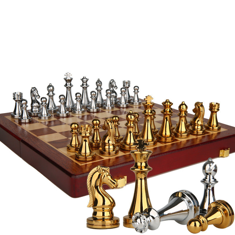 Elegant metal chess pieces and wooden chess board in a high-end gift box, American Smart EP international chess set.