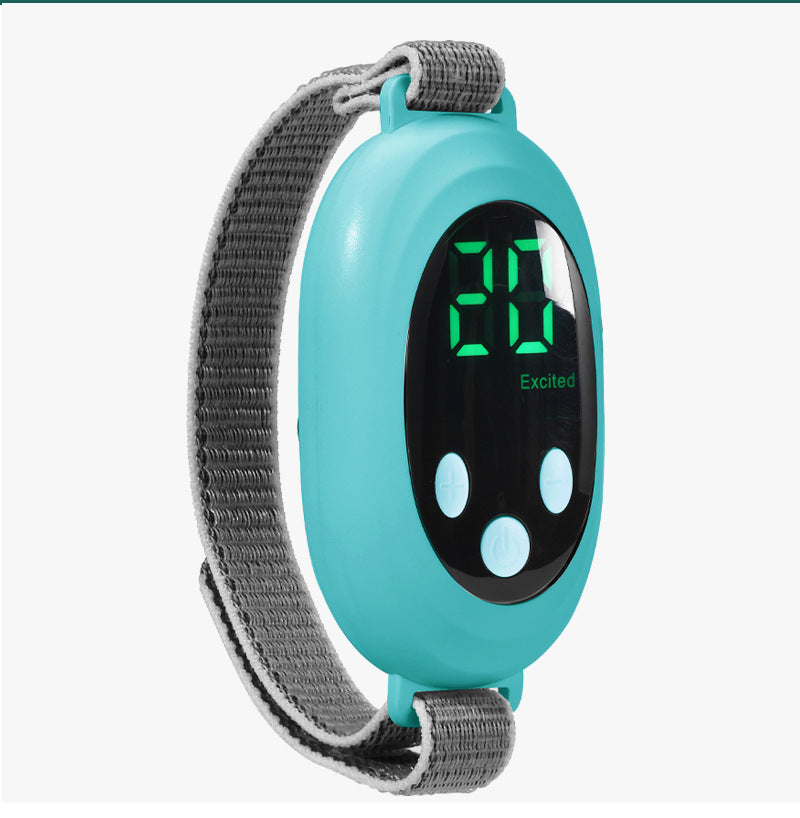 Portable American Smart EP pulse sleep aid device in hand, designed to relieve insomnia and help users fall asleep quickly.