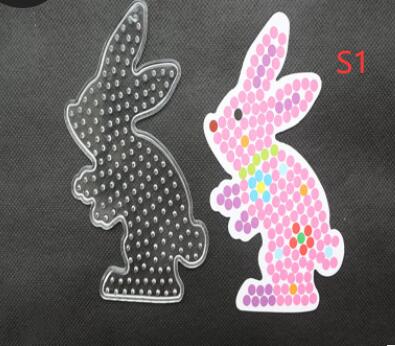 American Smart WB 5mm puzzle bean template for DIY puzzle stitching toy, featuring colorful plastic pieces and crafting tools.