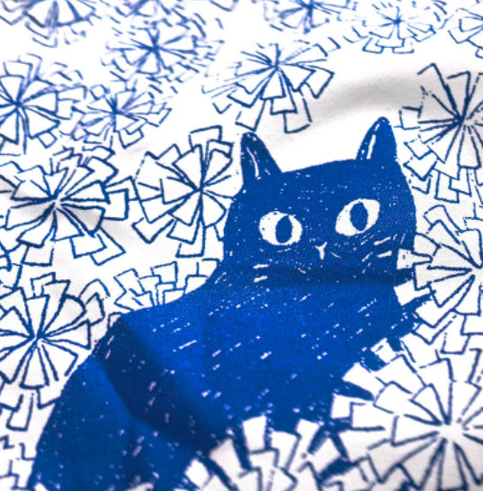 Blue Chinese-style bedding set with cat pattern, 100% cotton soft bed sheets and duvet covers by American Smart WB.