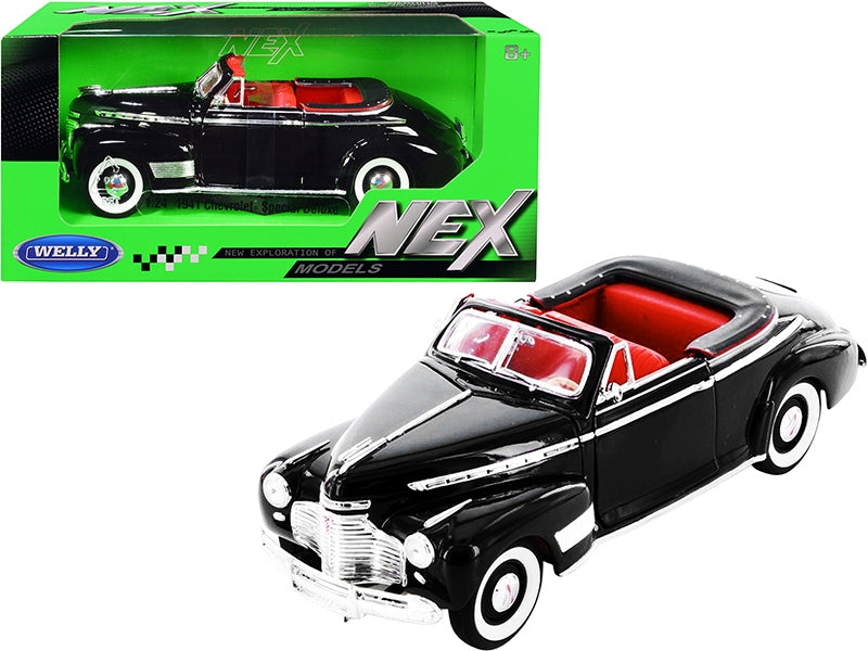 Black 1941 Chevrolet Special Deluxe Convertible diecast model car with red interior, by Welly, 1/24 scale Chevrolet model.