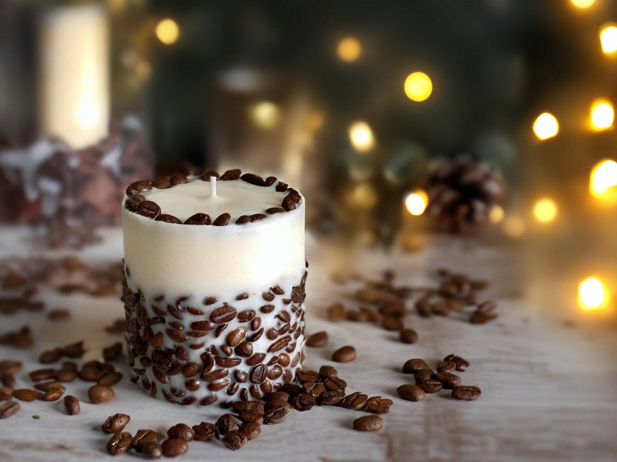 American Smart soy candle with real coffee beans, handmade Christmas decoration, perfect for birthdays or Valentine’s gifts.