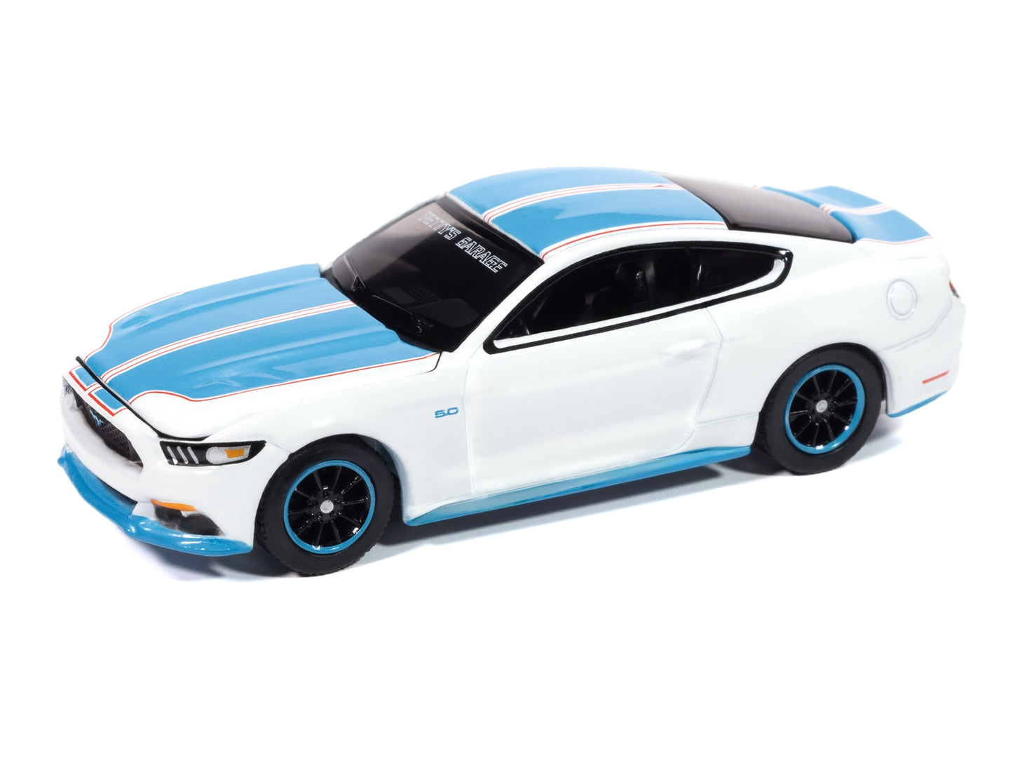 Oxford White 2016 Ford Mustang GT King Premier Edition diecast model car by Auto World, with Petty Blue stripes, part of Modern Muscle series.
