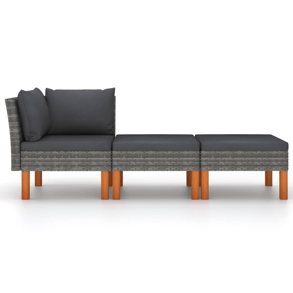 Outdoor patio lounge set with poly rattan chairs and solid eucalyptus wood table, perfect for outdoor relaxation.