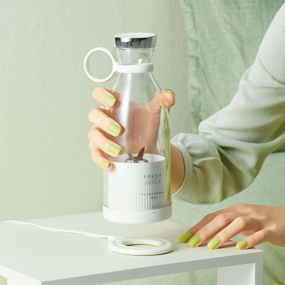 wireless-electric-juicer-cup