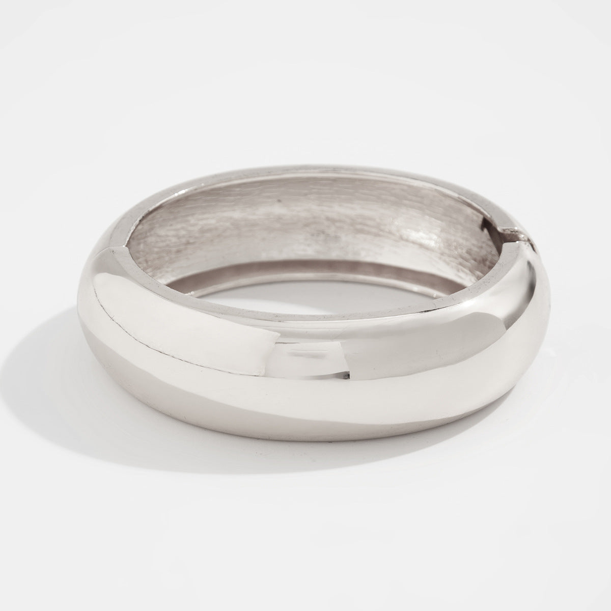 Fashionable metal curved spring bracelet set with casual irregular design, stylish accessories by eprolo.