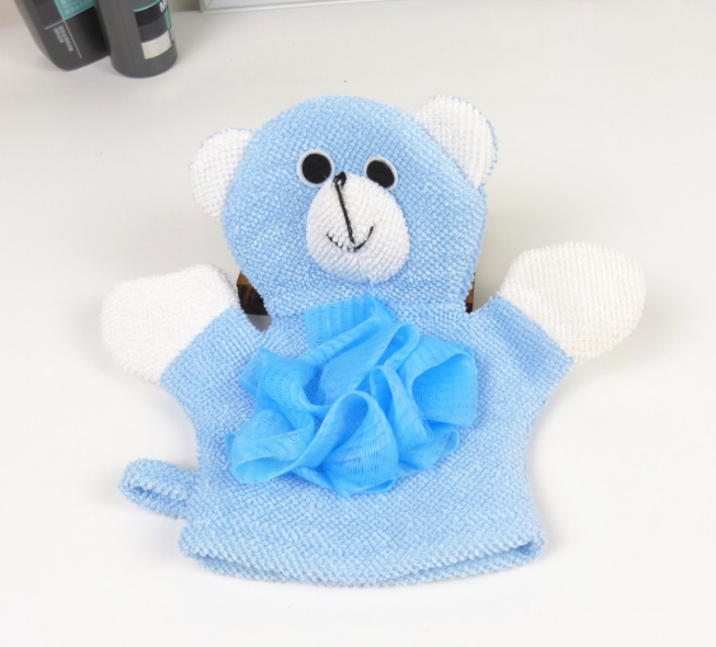Two colorful baby shower bath towels with animal designs, soft cotton washcloths for children from eprolo.