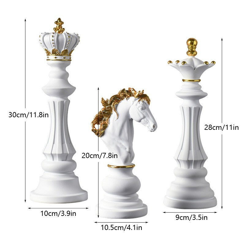 Eprolo chess resin ornaments featuring king, queen, warhorse, and chessboard for home decor and wine cabinet decoration.