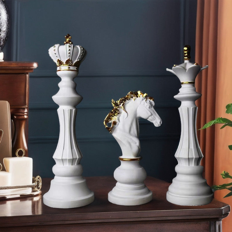 Eprolo resin chess ornaments with king, queen, and warhorse figures on a decorative chessboard for home decor.