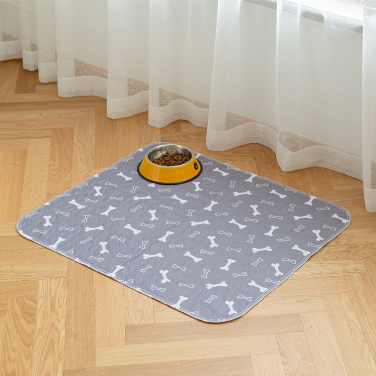 Reusable eprolo waterproof pet bed mat with non-slip surface and stain resistance, ideal for dogs and cats.