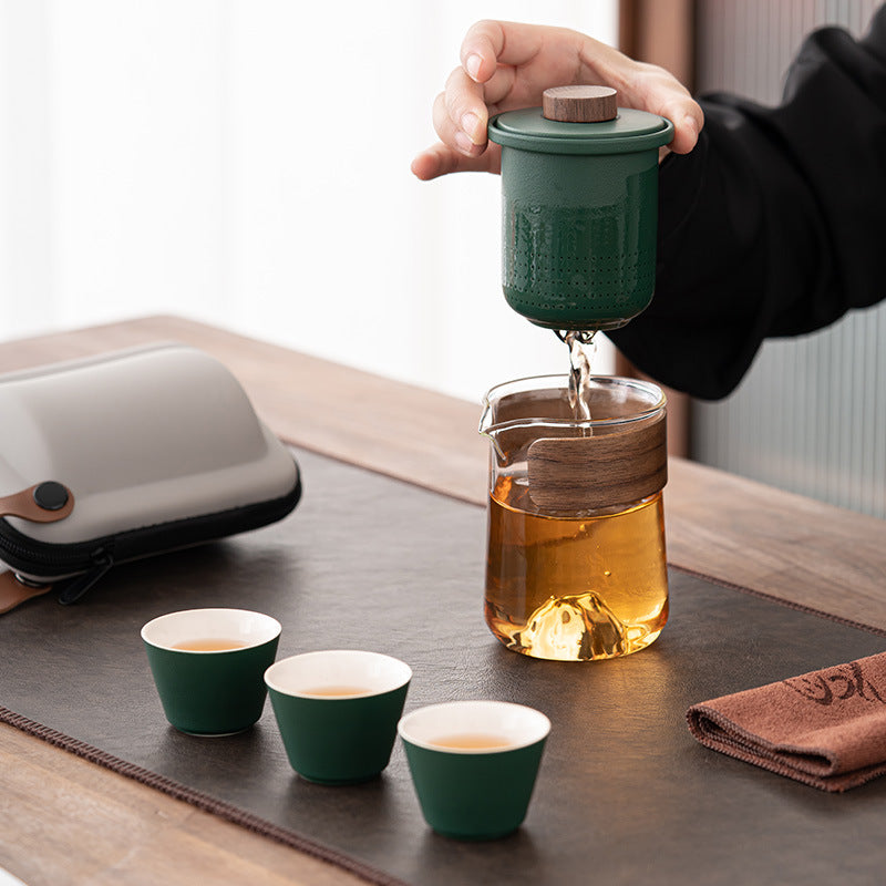 Portable eprolo travel tea set with small cups, kung fu style, for outdoor brewing and simple tea drinking on the go.