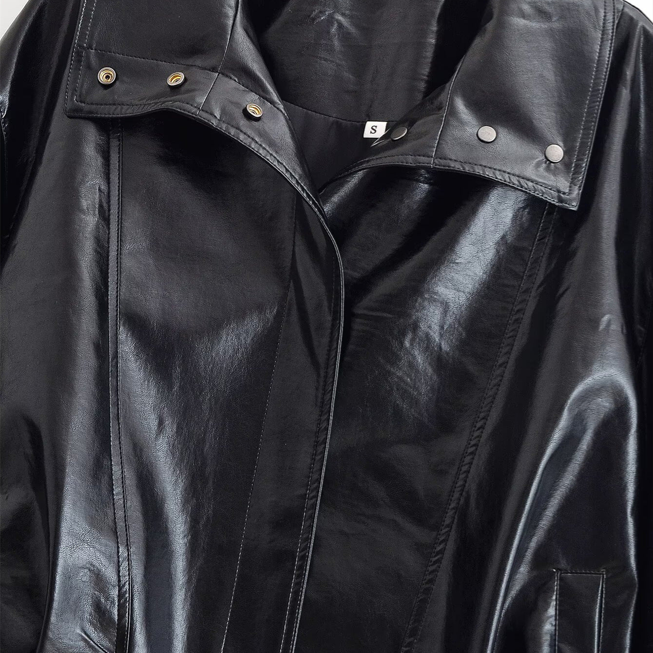 Retro cool women's leather jacket by eprolo featuring classic design, smooth leather, and stylish fit.