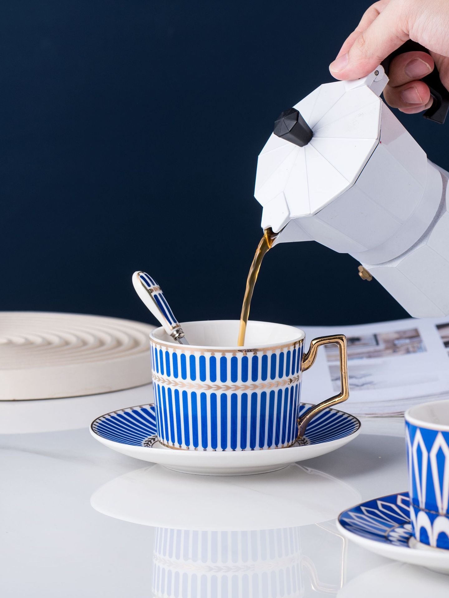 Eprolo Nordic minimalist ceramic coffee cups and plates set, black tea cups and water utensils for household or office use.