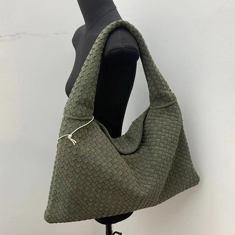 Eprolo suede woven tote bag with large capacity, suction buckle, suitable for underarm or shoulder wear, simple and fashionable design.