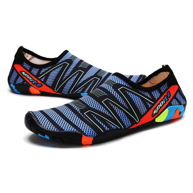 Outdoor Lovers beach summer shoes for women and men by eprolo, featuring lightweight design and casual slip-on style for outdoor activities.