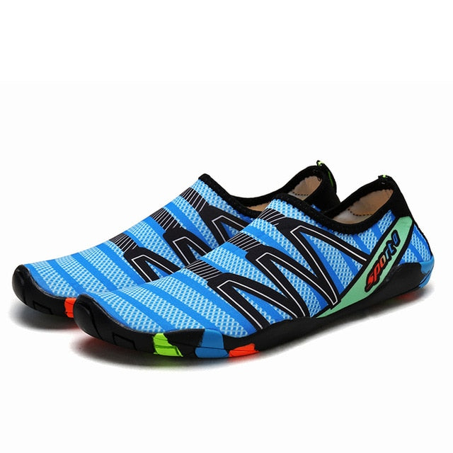 Outdoor Lovers beach summer shoes for women and men by eprolo, featuring breathable design and casual slip-on style.