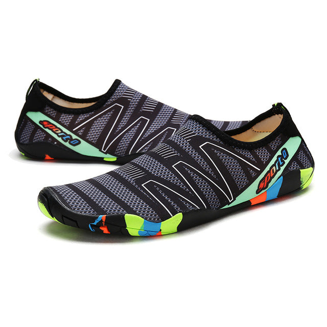 Outdoor Lovers beach shoes for women and men by eprolo, featuring casual summer footwear with breathable design and comfortable fit.