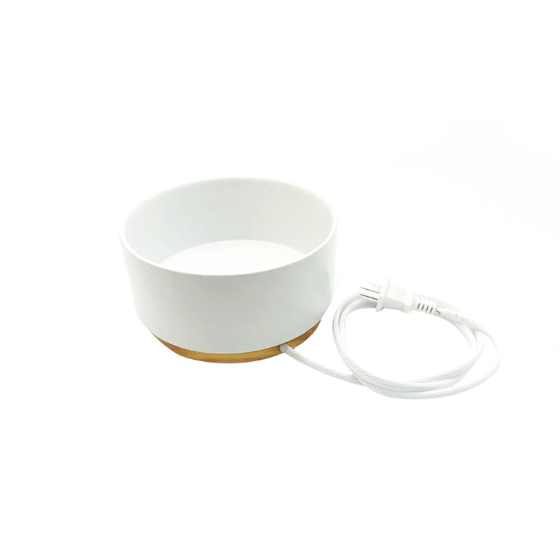 Eprolo pet heating bowl with thermostatic ceramic design, showing a cozy, warm bowl for pets on a wooden surface.