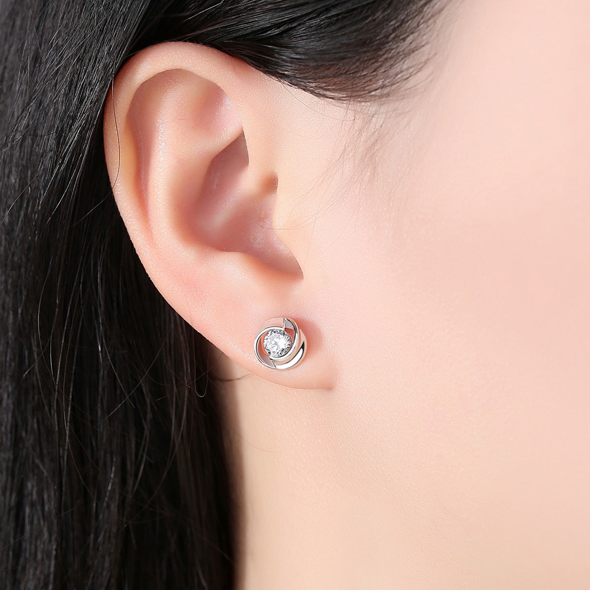 S925 silver rose earrings with petal design, minimalist Korean style mini clover-shaped earrings for women