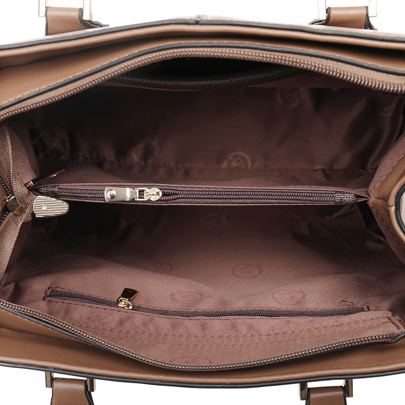 Elegant mid-aged women's tote bag by eprolo, featuring a stylish design suitable for mothers and everyday use.
