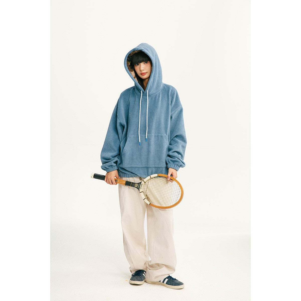 Casual mountain-style hoodie outwear by eprolo with lining, featuring a pullover design and comfortable fit.