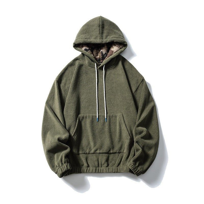 Casual mountain-style hoodie outwear pullover sweatshirt with lining, featuring a comfortable fit and outdoor-inspired design.