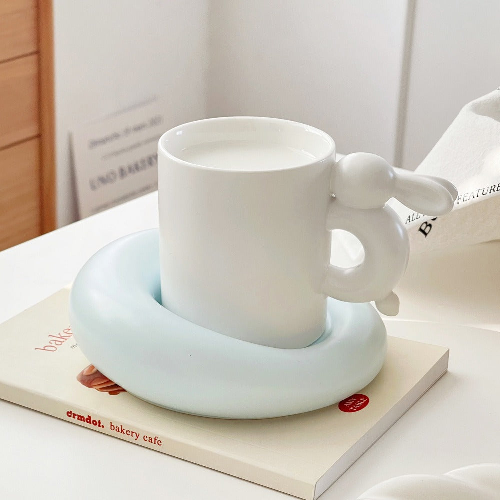 Eprolo rabbit-themed ceramic coffee cup and saucer set with elegant design, perfect for afternoon tea and high-value mugs.