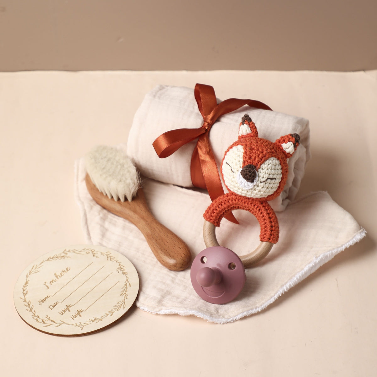 Eprolo full moon birth gift set including bath towel, wool brush, water towel, pacifier, and baby shower mouth gift items.