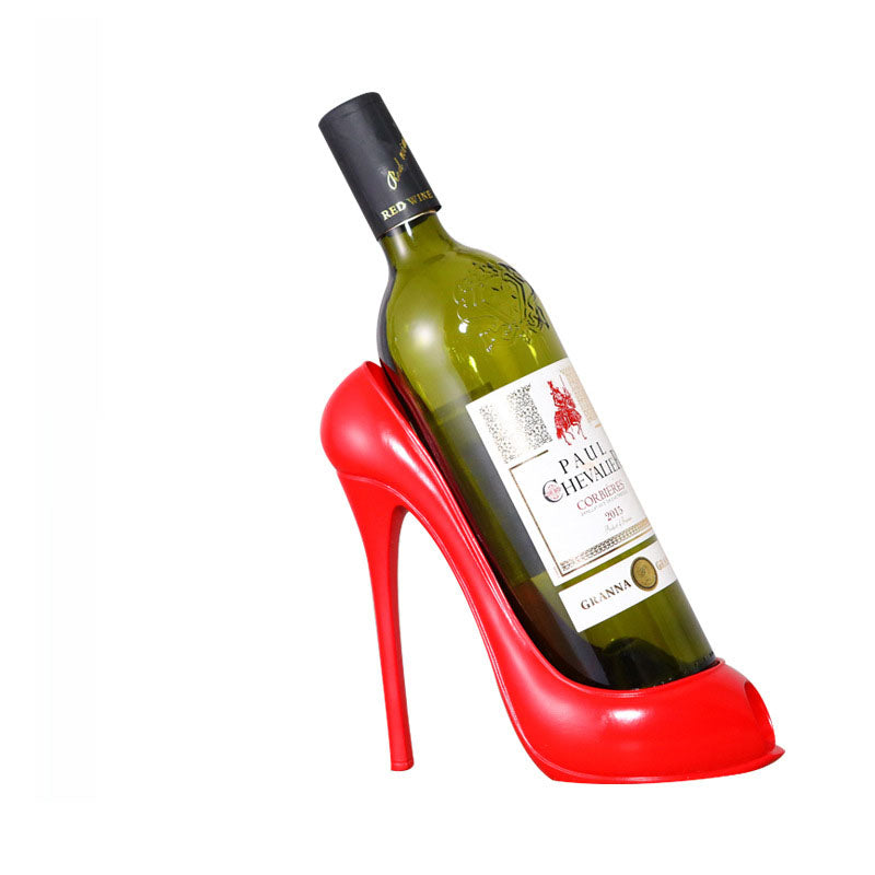 Creative high-heeled shoe wine rack decoration in resin, European style home decor for wine cabinets and wine rack accessories.