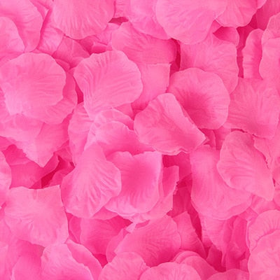 Artificial wedding flower rose petals by eprolo, soft pink and red faux petals for marriage decorations and Valentine celebrations.
