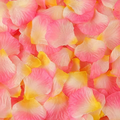 Artificial rose petals for wedding and Valentine decoration, featuring realistic-looking fake flower petals from eprolo.