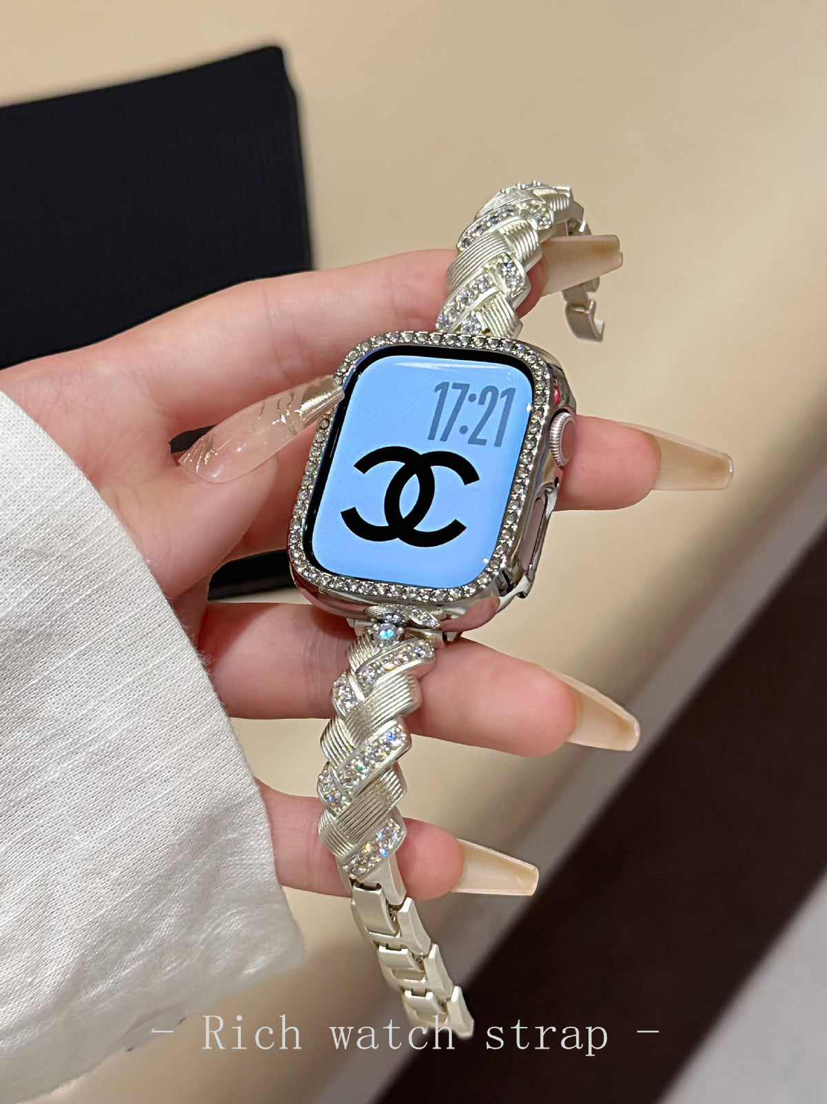 Diamond-encrusted wheat spike metal watch band for Apple Watch, designed for women, by eprolo, featuring sparkling starlight accents.