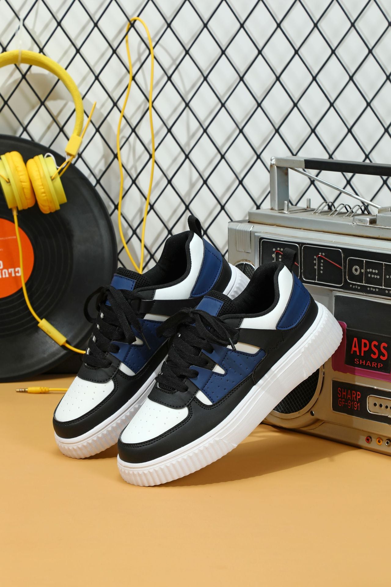 Couple style sneakers, breathable, comfortable, casual, sports single shoes - American Smart