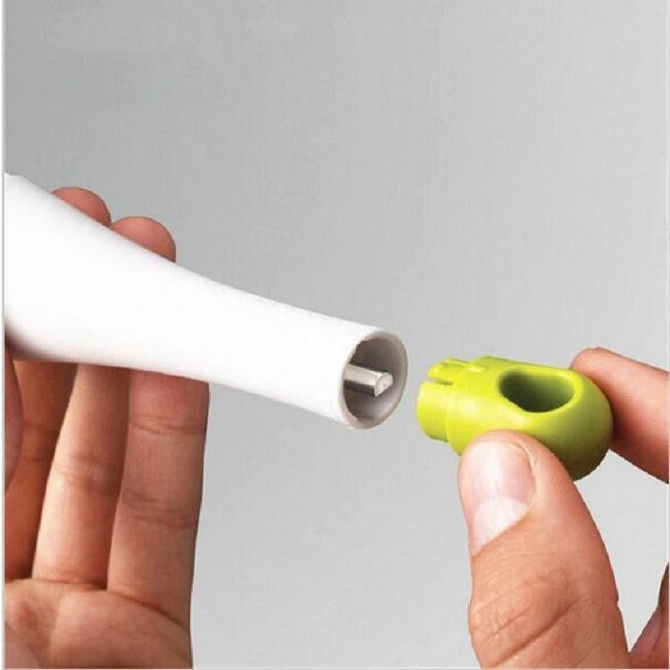 Eprolo rotating plastic egg beater and dough mixer, multifunctional manual kitchen tool with easy-to-clean design